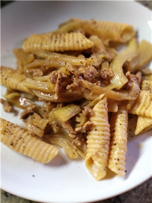 garganelli rustici  luganiga, finocchio e polvere di liquirizia