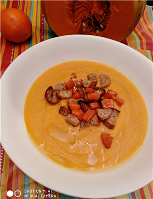 zuppa di zucca e arancia