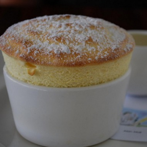 Soufflé al cioccolato bianco