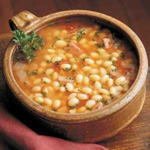 Zuppa di scarole e fagioli