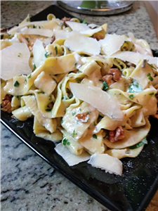 pappardelle alle noci limone e salvia