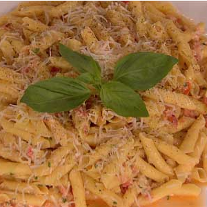 Garganelli Crescenza e Pomodoro