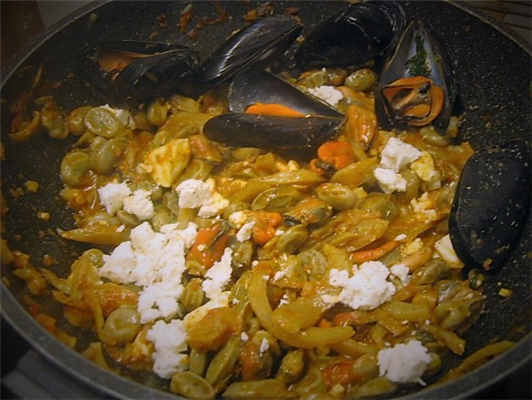 fave con cozze,finocchio e feta