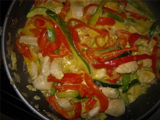 pollo alla thailandese